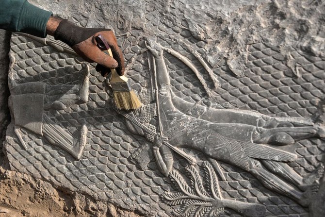 اكتشاف نقوش آشورية بارزة عمرها 2700 عام في الموصل  المصدر/لوفيغارو مع وكالة فرانس برس ووكالات أخرى.     Index.php?action=dlattach;topic=1038444